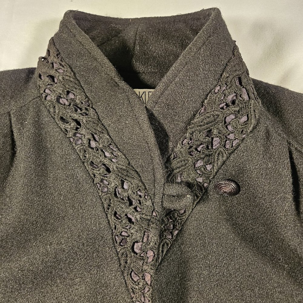 Julia Klein 3 Button Black Pea Coat with Lace Collar Vintage with Shoulder Pads - Picture 8 of 13
